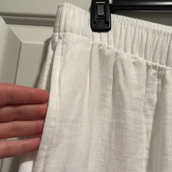 NWT Old Navy Wide Leg Guaze Pants, white, size M tall - Picture 4 of 8